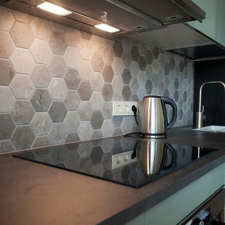 Apartments Franny'S Bees Вильнюс Экстерьер фото